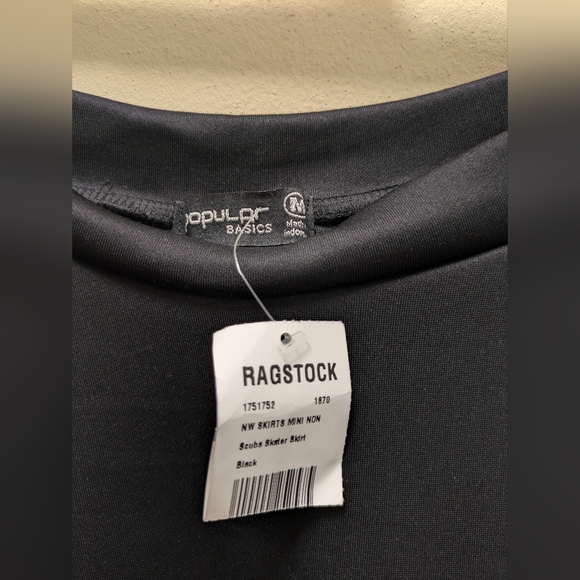 Black Skater Skirt - Picture 2 of 3